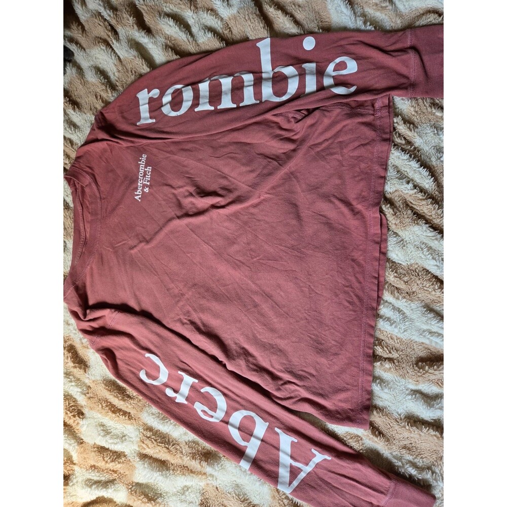 Ambercrombiea Soft AF Tee
